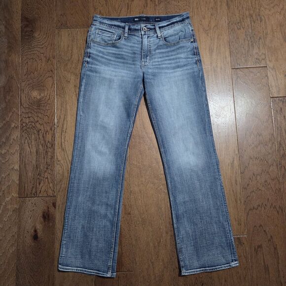 BKE Jeans Mens 32x32 Blue Jake Straight Light Wash Mid Rise Stretch Denim - Picture 1 of 8